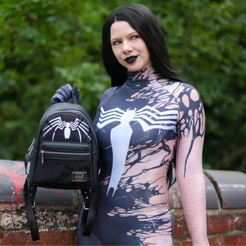 Loungefly Venom Symbiote Marvel Mini Backpack & Wallet Set. Japan exclusive